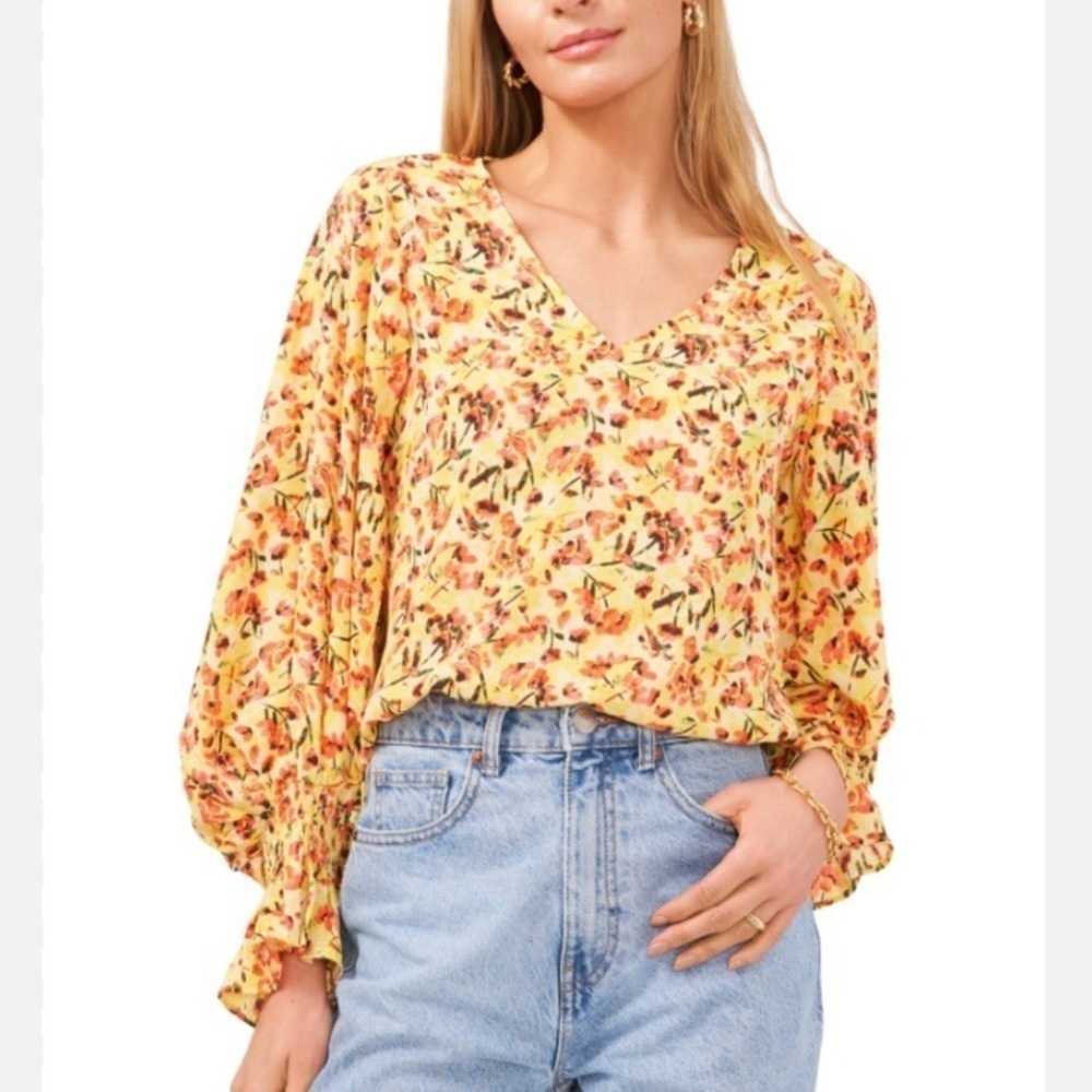 NWT Vince Camuto Yellow Smocked Floral V Neck Blouse - Picture 1 of 6